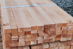 How is Macrocarpa timber graded?